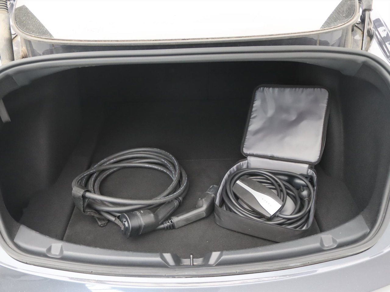 Tesla Model 3 Long-Range AWD 351pk 75 kWh 93.8% SoH UPGRADE [ RYZEN AMD+WARMTEPOMP+AUTOPILOT+PREMIUM AUDIO ] 9