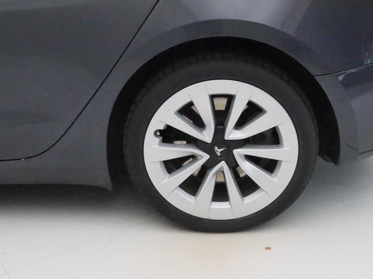 Tesla Model 3 Long-Range AWD 351pk 75 kWh 93.8% SoH UPGRADE [ RYZEN AMD+WARMTEPOMP+AUTOPILOT+PREMIUM AUDIO ] 21