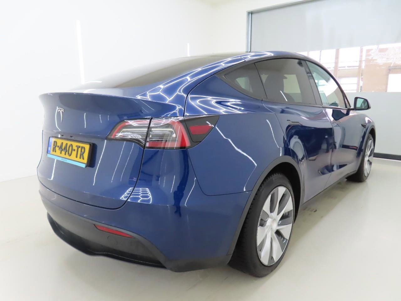 Tesla Model Y Standard RWD Plus 91.8% SoH [ AMD RYZEN+LFP ACCU+AUTOPILOT+19 INCH+PREMIUM AUDIO ] 2