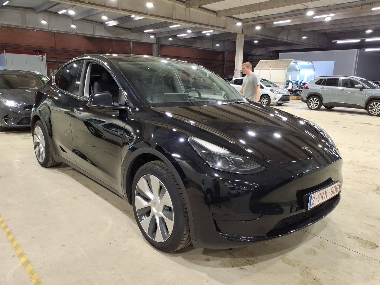 Tesla Model Y Standard RWD Plus 351pk 96% SoH AMD RYZEN [ LFP ACCU+AUTOPILOT+19 INCH+PREMIUM AUDIO ] 8