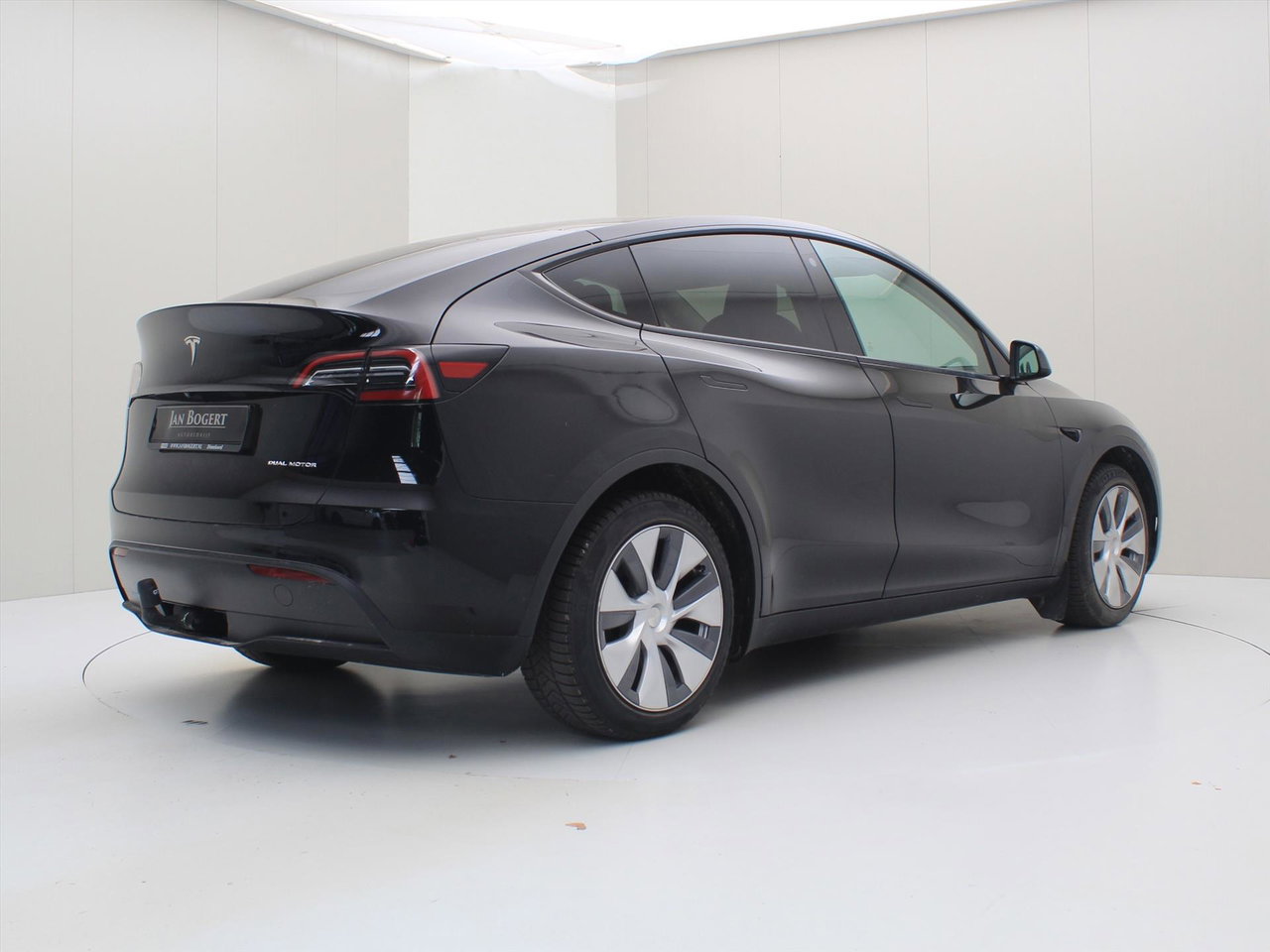 Tesla Model Y Long Range AWD 75kWh 351pk 94.1% SoH AMD RYZEN [ AUTOPILOT+19 INCH+PREMIUM AUDIO ] 4