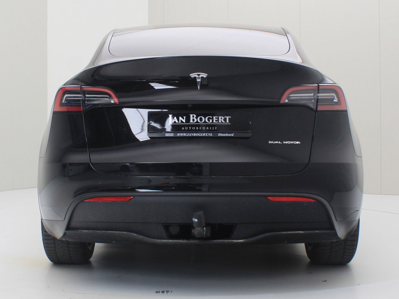 Tesla Model Y Long Range AWD 75kWh 351pk 94.1% SoH AMD RYZEN [ AUTOPILOT+19 INCH+PREMIUM AUDIO ] 8