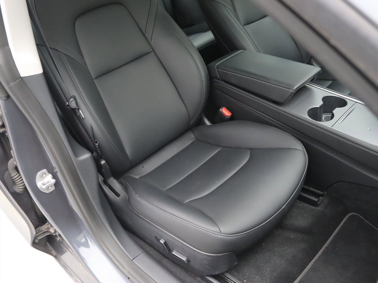 Tesla Model 3 Standard RWD Plus 96% SoH UPGRADE [ AMD RYZEN+LFP-ACCU+WARMTEPOMP+AUTOPILOT ] 20