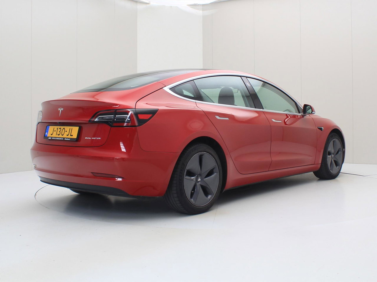 Tesla Model 3 Long-Range AWD 351pk 75 kWh 86% SOH [ AUTOPILOT+620KM WLTP+PREMIUM AUDIO ] 3