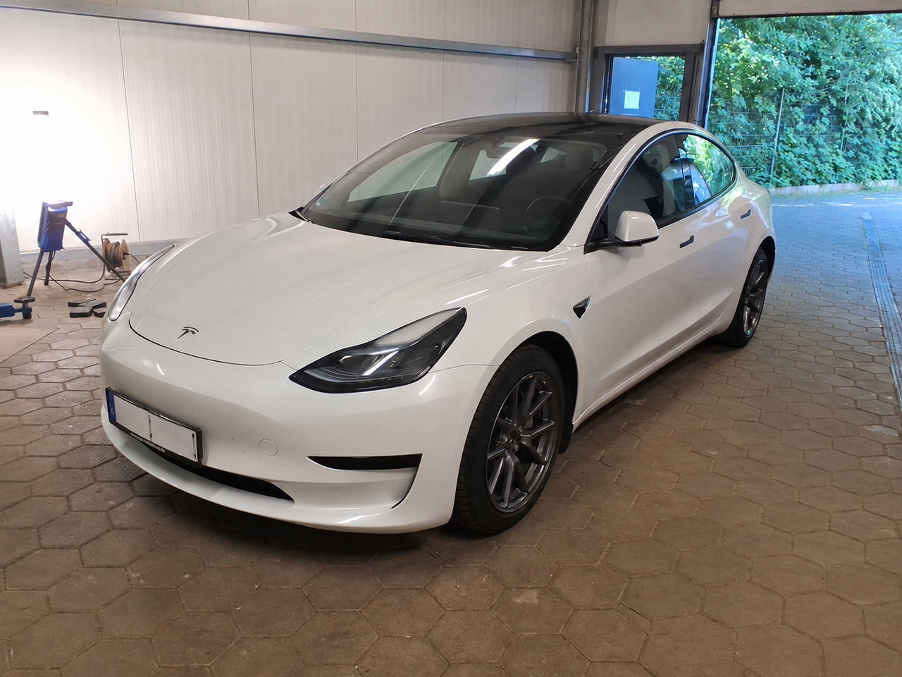 Tesla Model 3 Standard RWD Plus 93.7% SoH UPGRADE [ AMD RYZEN+LFP-ACCU+WARMTEPOMP+AUTOPILOT ]