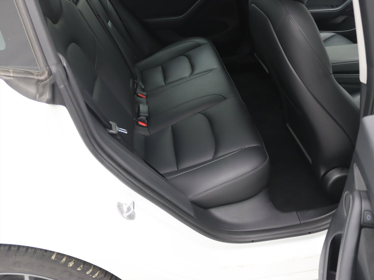 Tesla Model 3 Standard RWD Plus 96,3% SoH UPGRADE [ AMD RYZEN+LFP-ACCU+WARMTEPOMP+AUTOPILOT ] 17