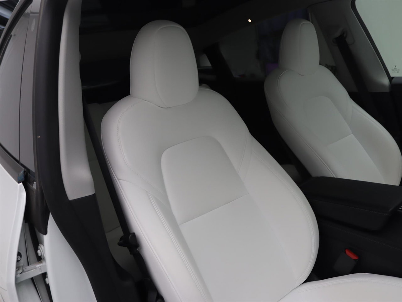 Tesla Model Y Performance 534pk AWD 91.4% SoH [ WIT LEDER+ENHANCED AUTOPILOT+21 INCH+WARMTEPOMP+RYZEN ] 21