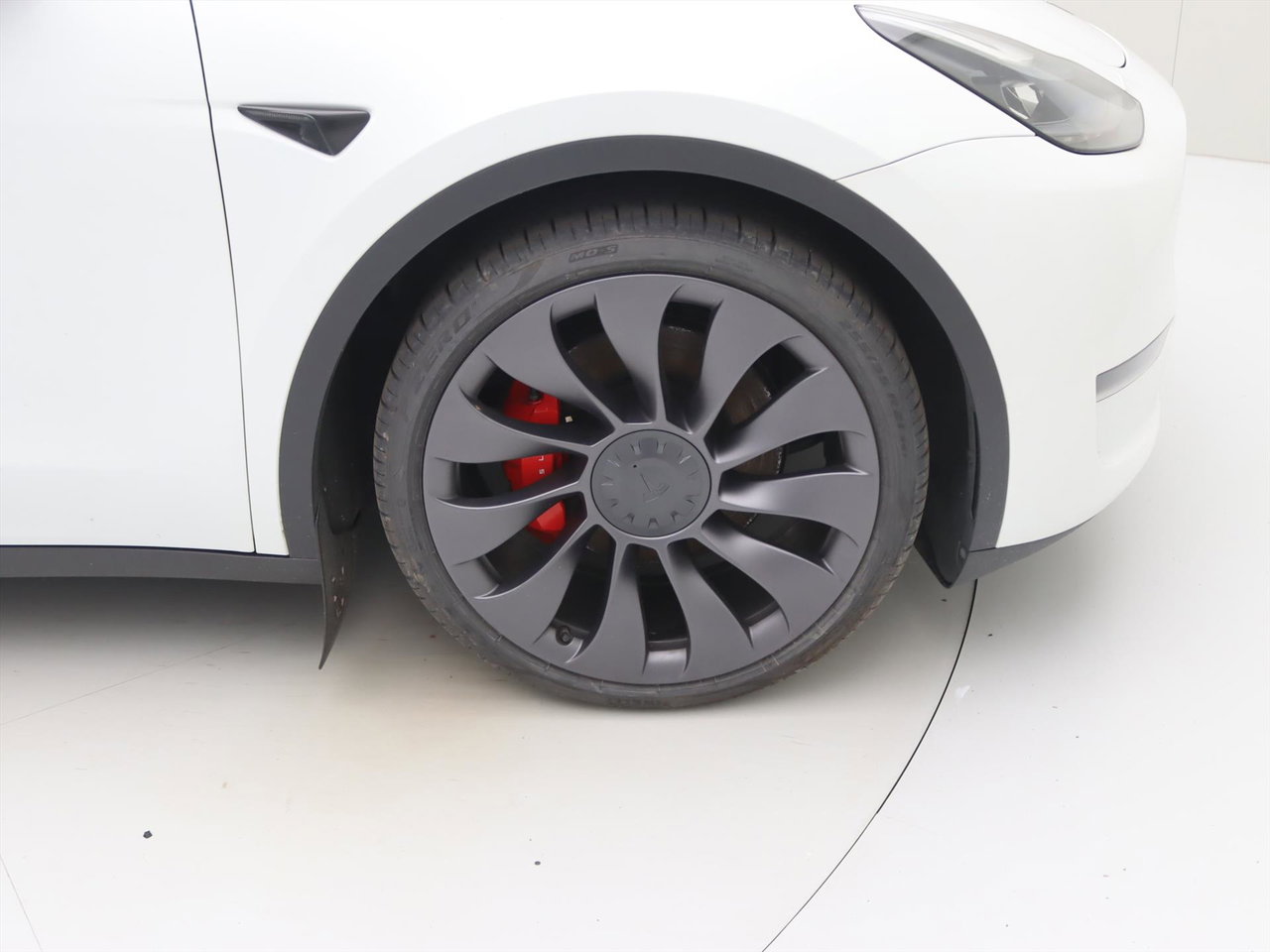 Tesla Model Y Performance 534pk AWD 91.4% SoH [ WIT LEDER+ENHANCED AUTOPILOT+21 INCH+WARMTEPOMP+RYZEN ] 13