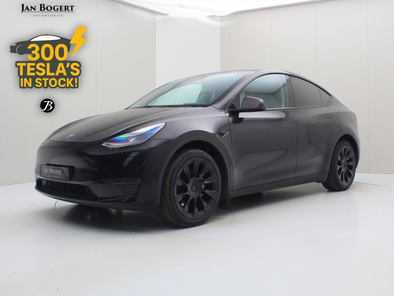 Tesla Model Y Long-Range AWD 92.6% SoH [ TREKHAAK+ENHANCED AUTOPILOT+RYZEN AMD+20 INCH+PREMIUM AUDIO ]