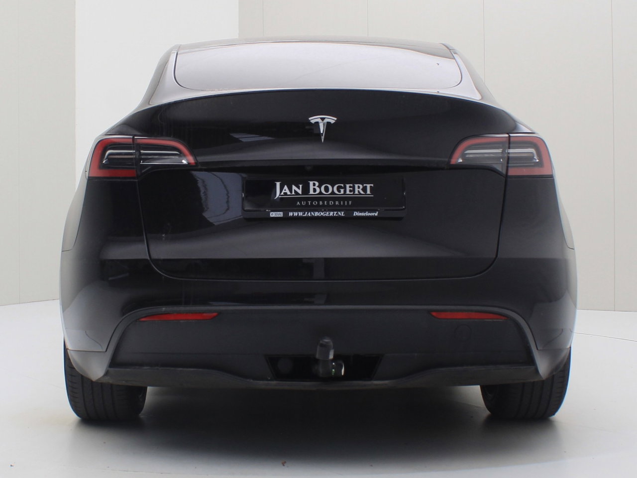 Tesla Model Y Long-Range AWD 92.6% SoH [ TREKHAAK+ENHANCED AUTOPILOT+RYZEN AMD+20 INCH+PREMIUM AUDIO ] 6