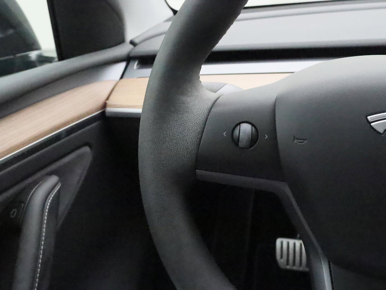 Tesla Model Y Performance 534pk AWD 92.3% SoH [ TREKHAAK+ENHANCED AUTOPILOT+21 INCH+WARMTEPOMP+RYZEN ] 28