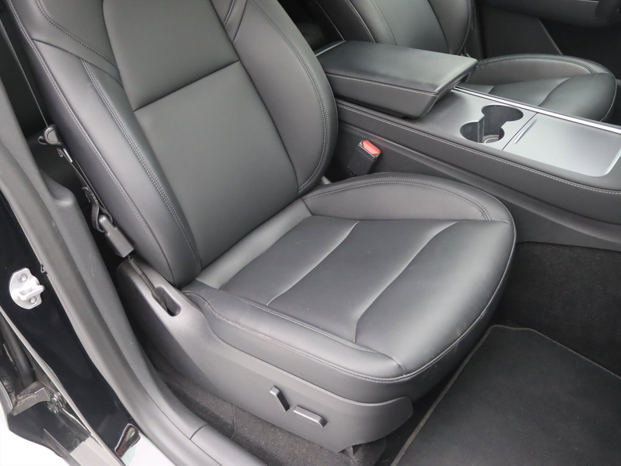 Tesla Model Y Performance 534pk AWD 92.3% SoH [ TREKHAAK+ENHANCED AUTOPILOT+21 INCH+WARMTEPOMP+RYZEN ] 20