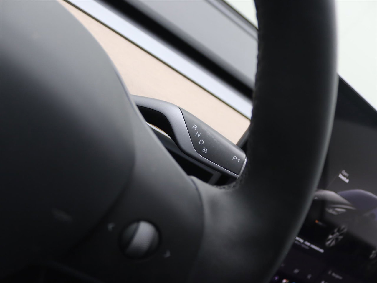 Tesla Model Y Long Range AWD 75kWh 351pk 93.2% SoH AMD RYZEN [ AUTOPILOT+19 INCH+PREMIUM AUDIO ] 27