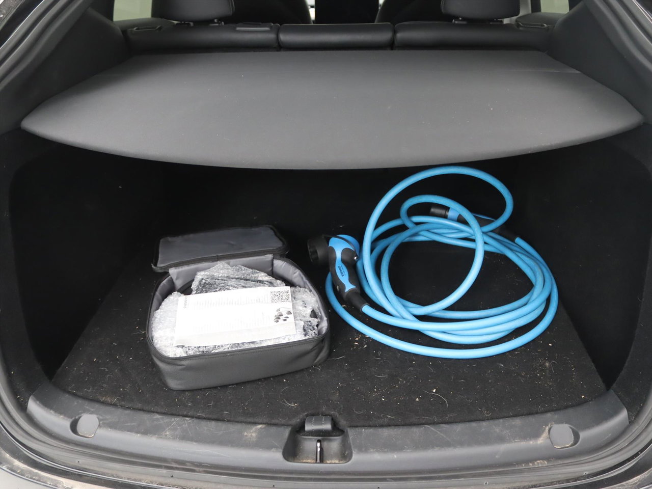 Tesla Model Y Long Range AWD 75kWh 351pk 93.2% SoH AMD RYZEN [ AUTOPILOT+19 INCH+PREMIUM AUDIO ] 10