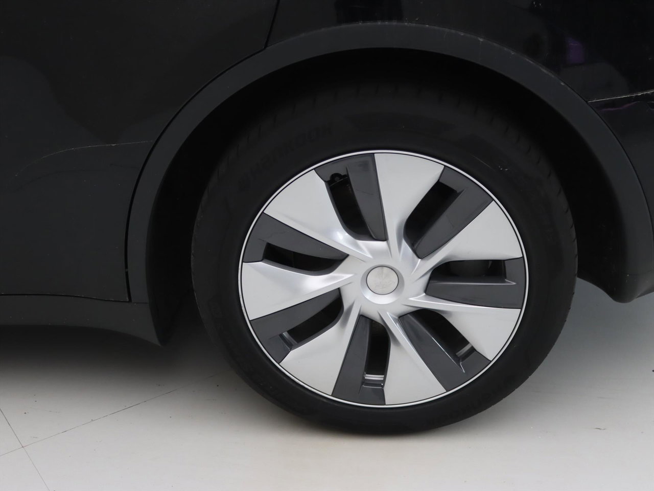 Tesla Model Y Long Range AWD 75kWh 351pk 93.2% SoH AMD RYZEN [ AUTOPILOT+19 INCH+PREMIUM AUDIO ] 23