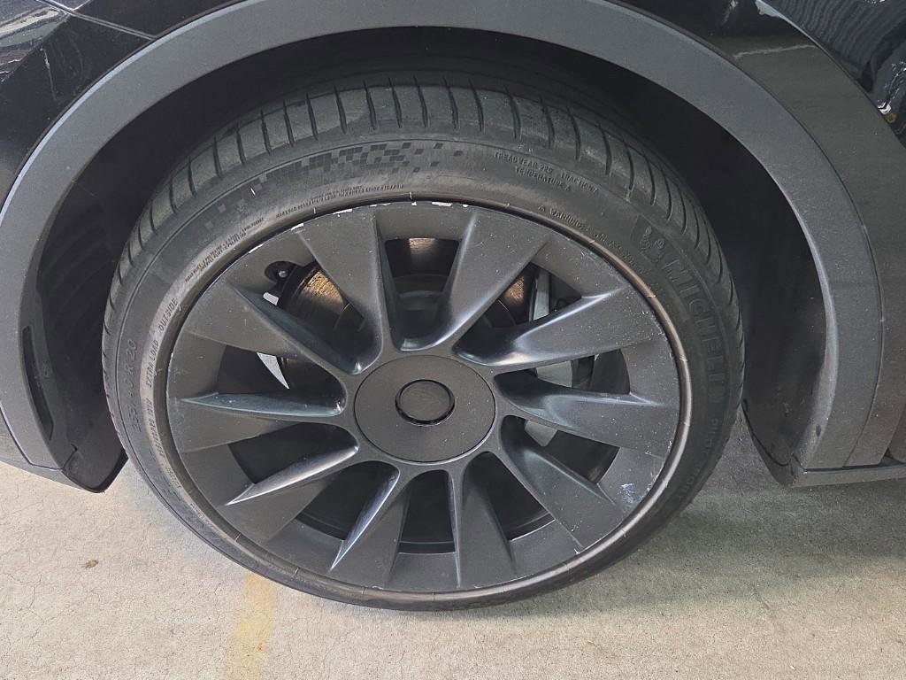 Tesla Model Y Standard RWD Plus 351pk [ TREKHAAK+LFP ACCU+AUTOPILOT+20 INCH+PREMIUM AUDIO ] 26