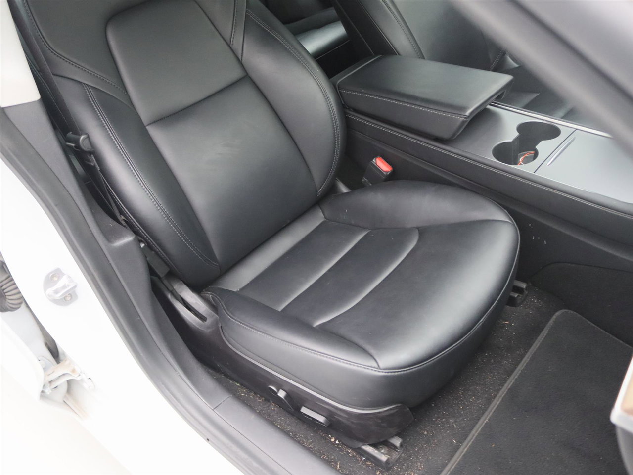 Tesla Model 3 Long-Range AWD 351pk 75 kWh 91.6% SoH FACELIFT [ TREKHAAK+LEDER+WARMTEPOMP+ENHANCED AUTOPILOT ] 21