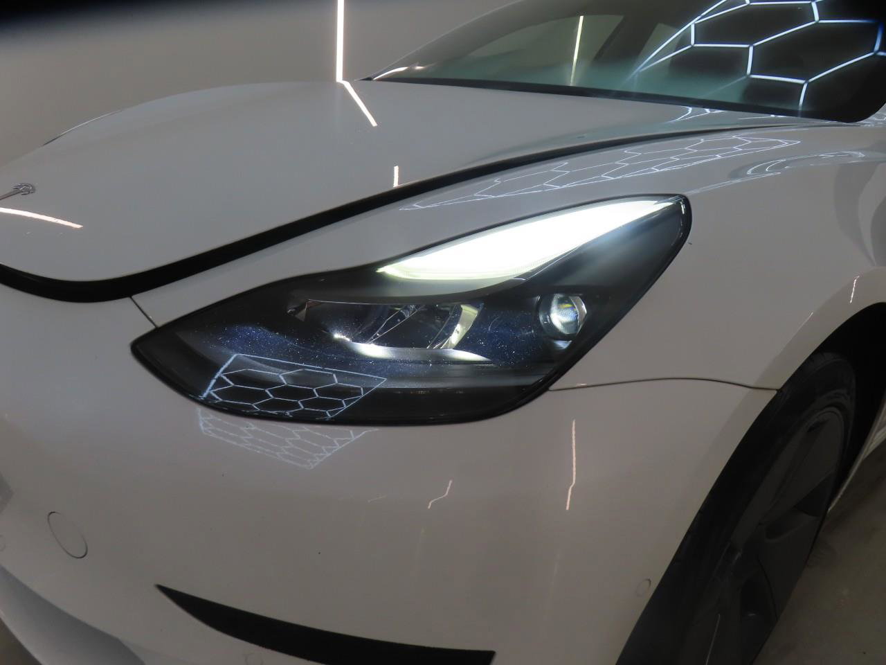 Tesla Model 3 Standard RWD Plus FACELIFT 89,3% SoH [ LFP-ACCU+WARMTEPOMP+AUTOPILOT+60 kWh+PREMIUM AUDIO ] 17