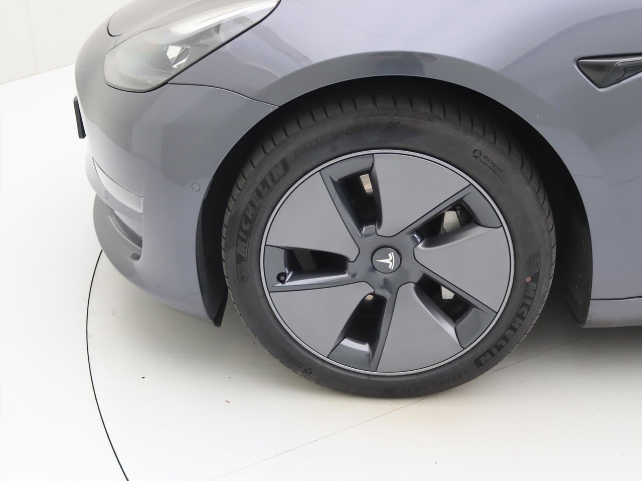 Tesla Model 3 Long-Range AWD 351pk 75 kWh FACELIFT [ AMD RYZEN+WARMTEPOMP+AUTOPILOT+PREMIUM AUDIO ] 21