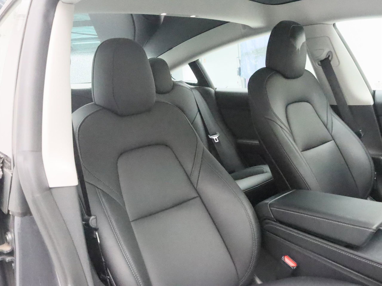 Tesla Model 3 Long-Range AWD 351pk 75 kWh FACELIFT [ AMD RYZEN+WARMTEPOMP+AUTOPILOT+PREMIUM AUDIO ] 20