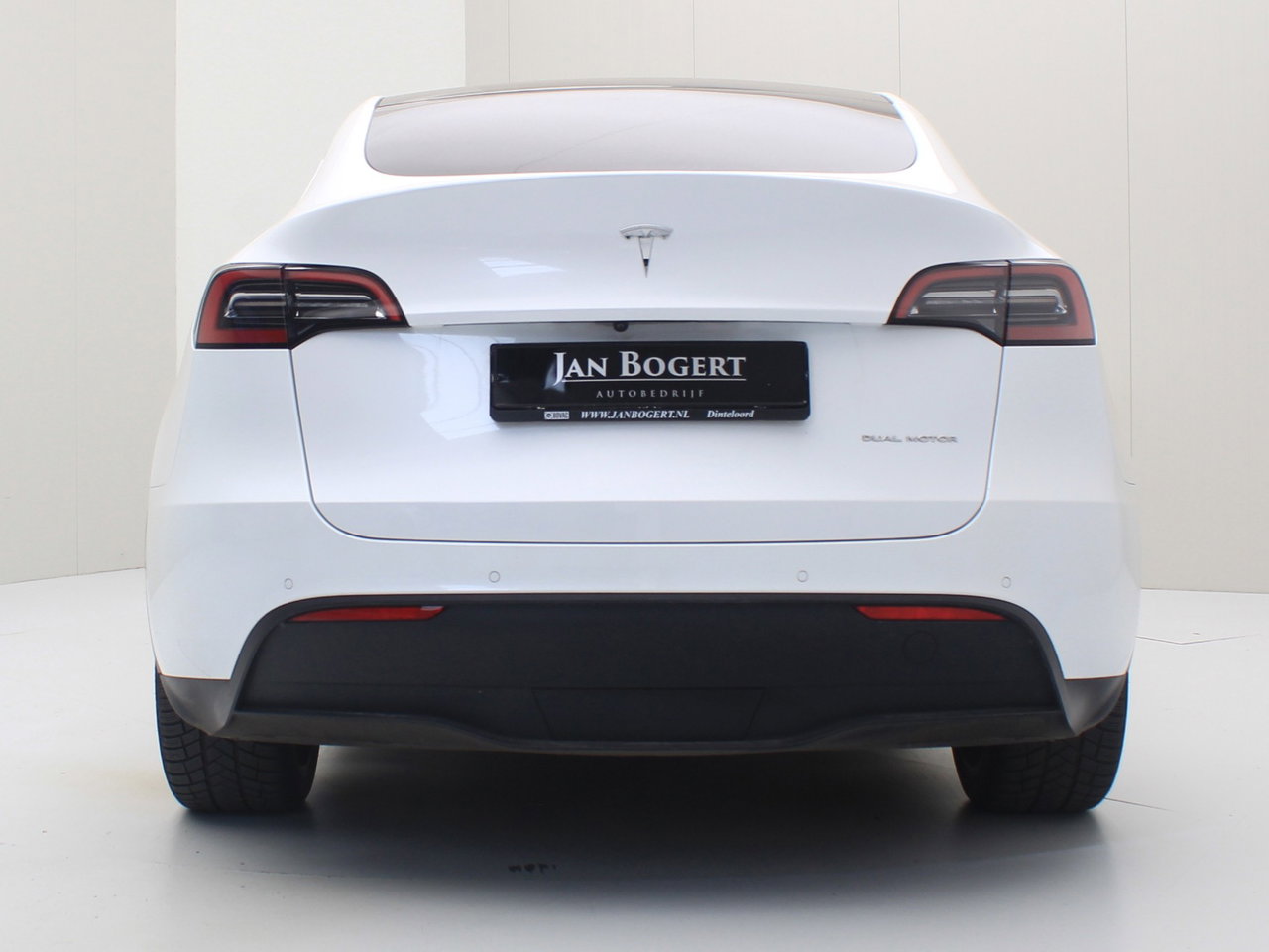 Tesla Model Y Long Range AWD 75kWh 351pk AMD RYZEN [ WIT LEDER+AUTOPILOT+20 INCH+PREMIUM AUDIO ] 6