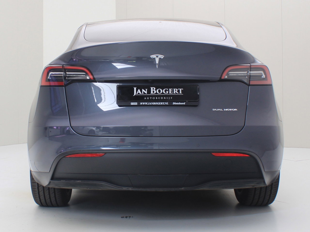 Tesla Model Y Long Range AWD 75kWh 351pk AMD RYZEN [ AUTOPILOT+19 INCH+PREMIUM AUDIO ] 6