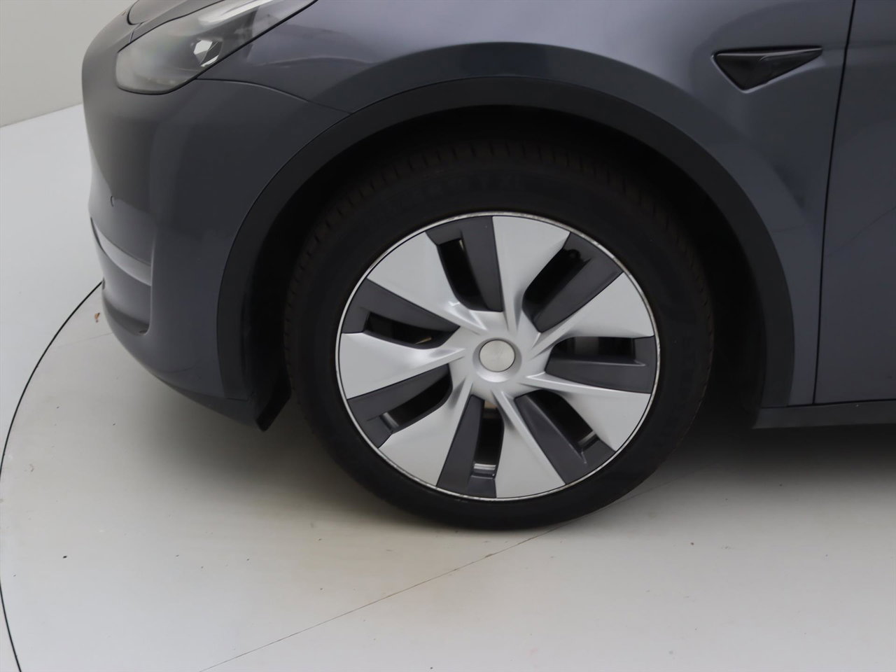 Tesla Model Y Long Range AWD 75kWh 351pk AMD RYZEN [ AUTOPILOT+19 INCH+PREMIUM AUDIO ] 23