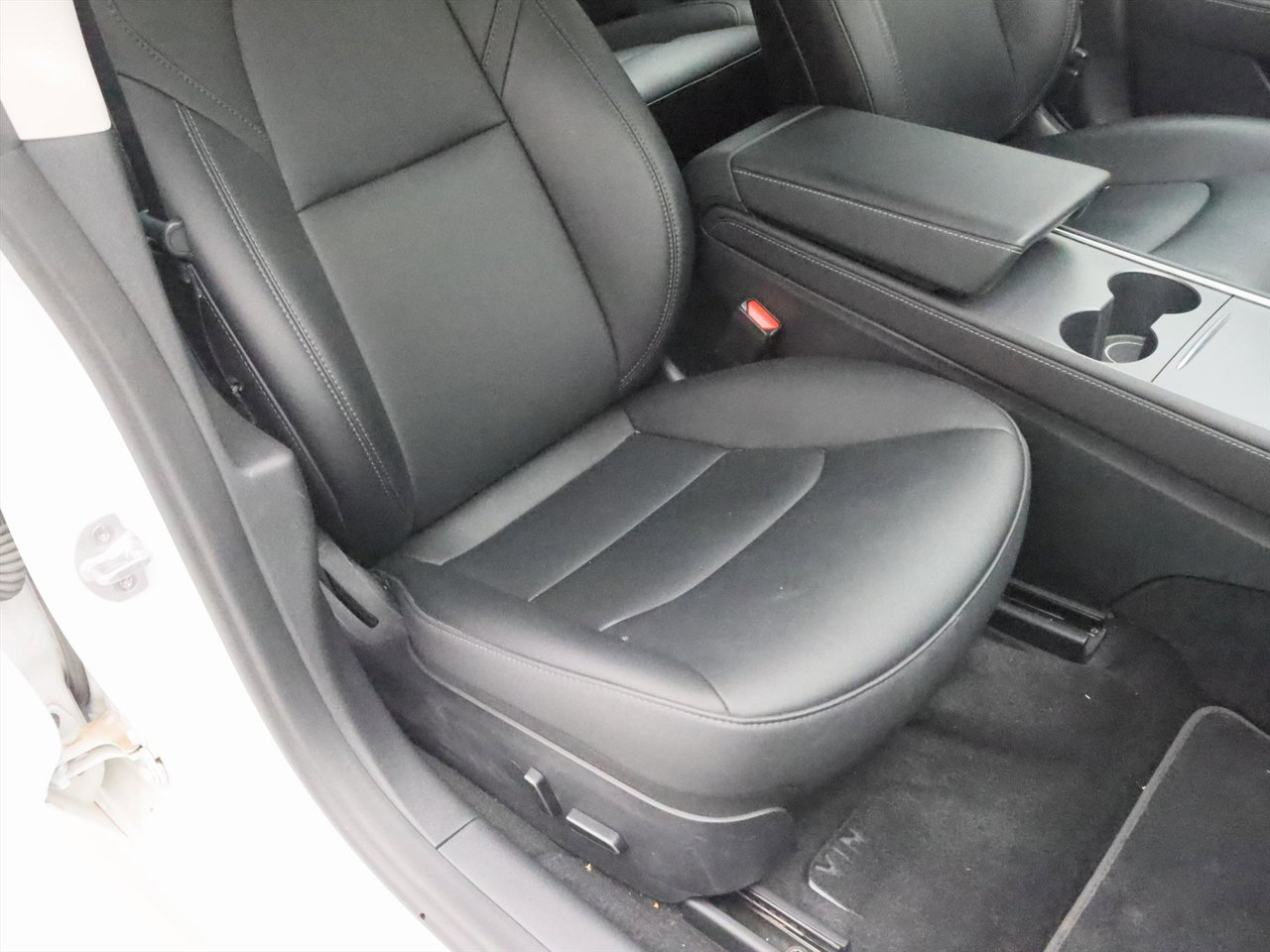 Tesla Model 3 Long-Range AWD 351pk 75 kWh UPGRADE [ AMD RYZEN+WARMTEPOMP+AUTOPILOT ] 19