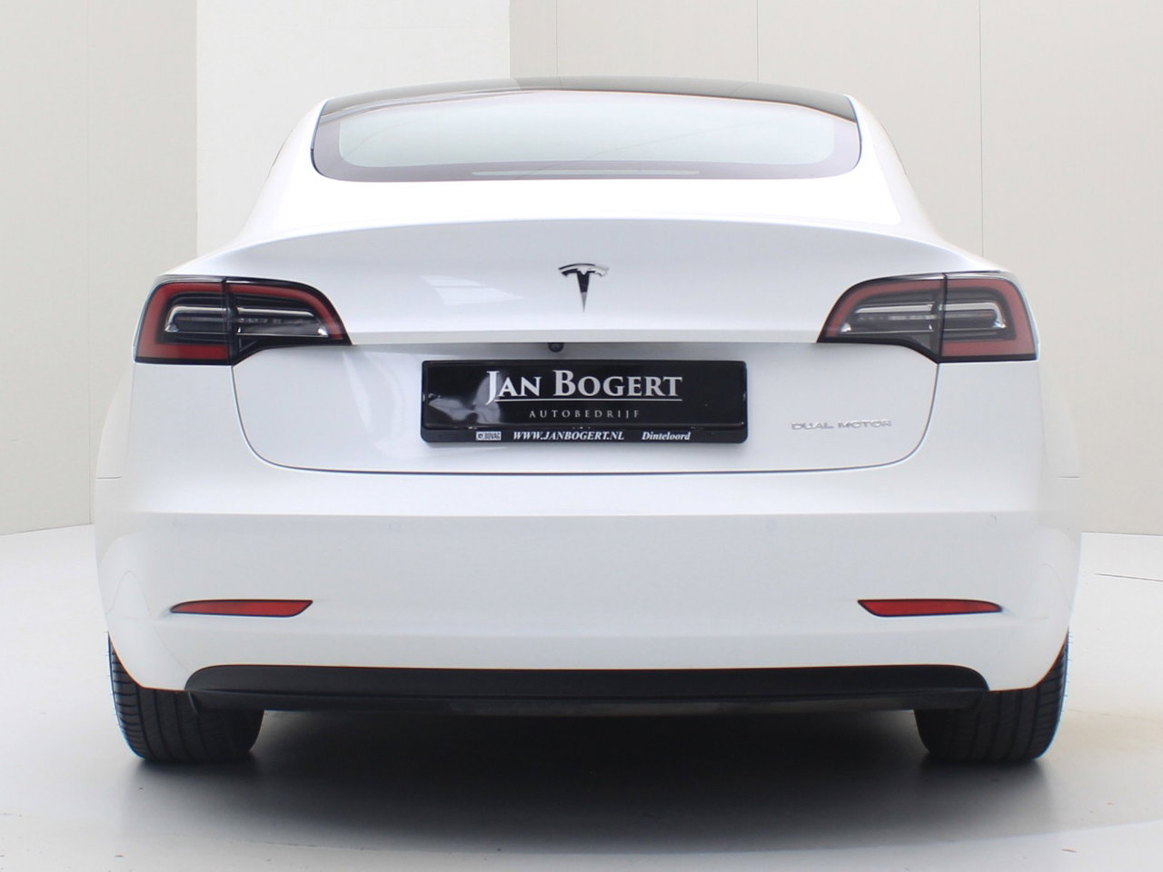 Tesla Model 3 Long-Range AWD 351pk 75 kWh FACELIFT [ WARMTEPOMP+AUTOPILOT+620KM WLTP+PREMIUM AUDIO ] 6