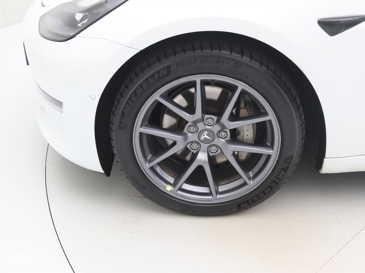 Tesla Model 3 Long-Range AWD 351pk 75 kWh FACELIFT [ WARMTEPOMP+AUTOPILOT+620KM WLTP+PREMIUM AUDIO ] 21