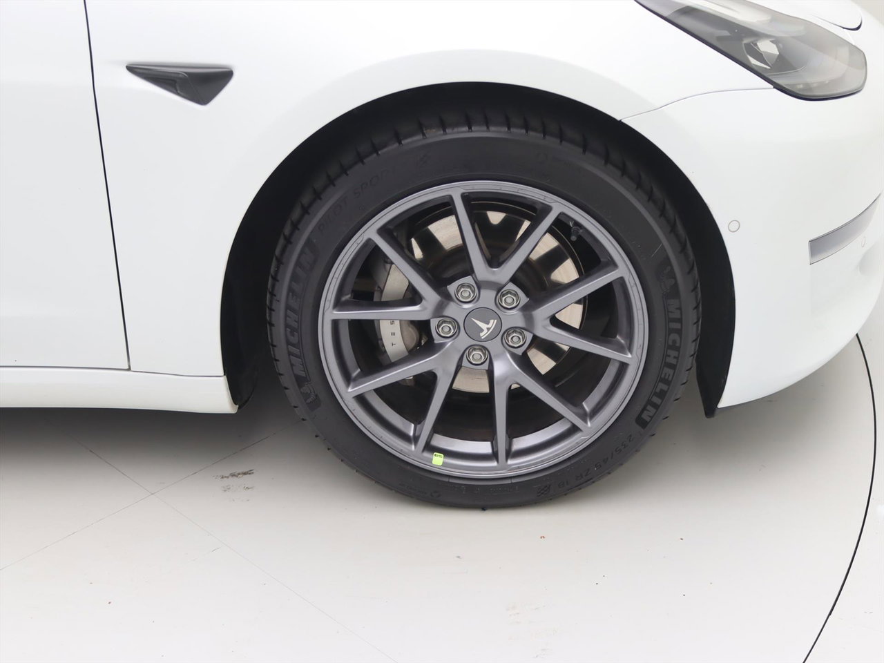 Tesla Model 3 Long-Range AWD 351pk 75 kWh FACELIFT [ WARMTEPOMP+AUTOPILOT+620KM WLTP+PREMIUM AUDIO ] 12