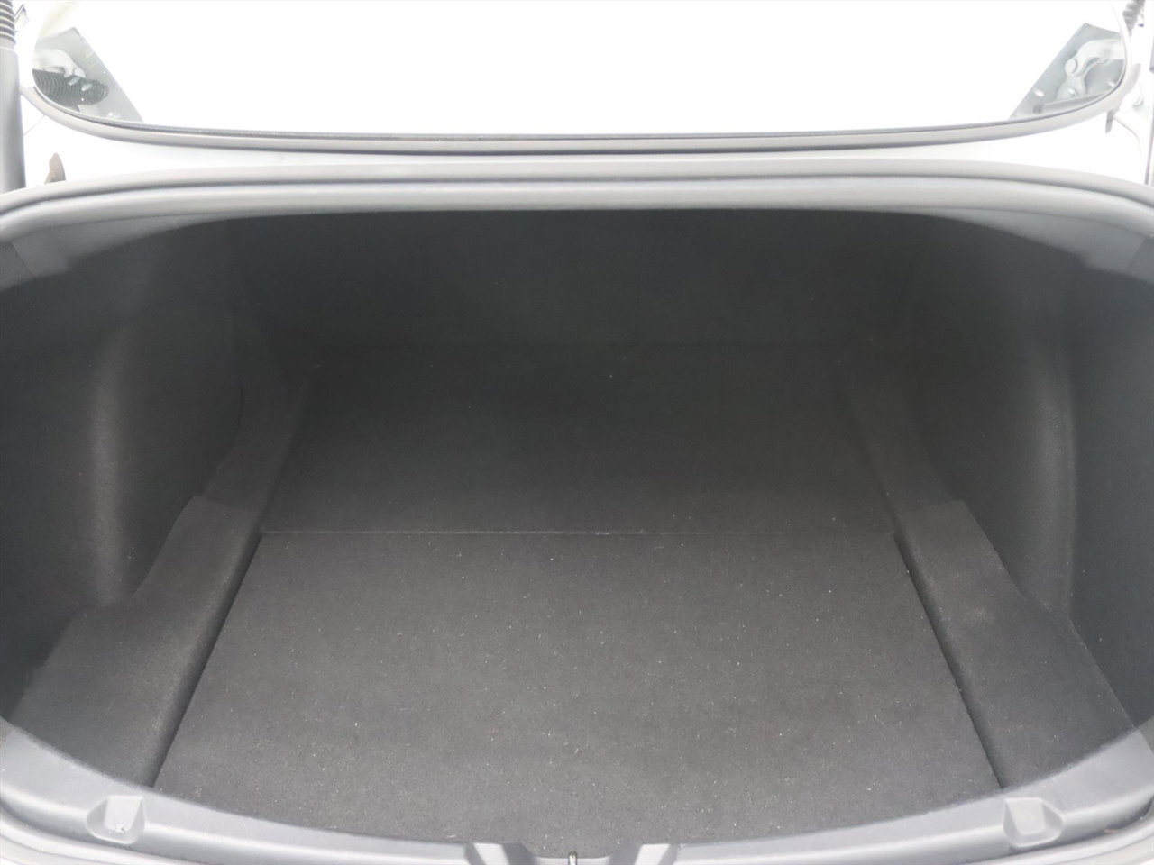 Tesla Model 3 Long-Range AWD 351pk 75 kWh FACELIFT [ WARMTEPOMP+AUTOPILOT+620KM WLTP+PREMIUM AUDIO ] 9