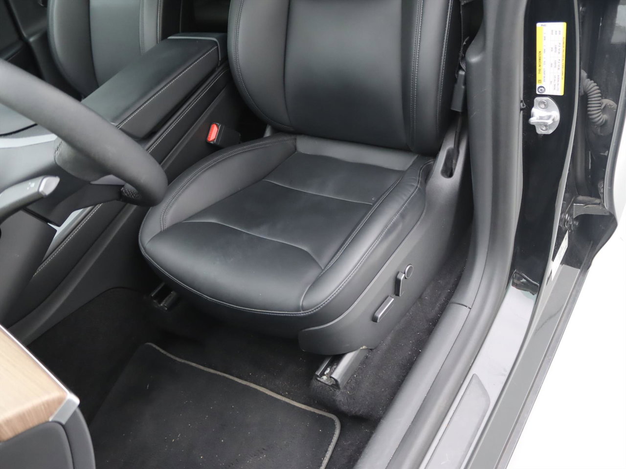 Tesla Model Y Long Range AWD 351pk [ AMD RYZEN+AUTOPILOT+19 INCH+PREMIUM AUDIO ] 25