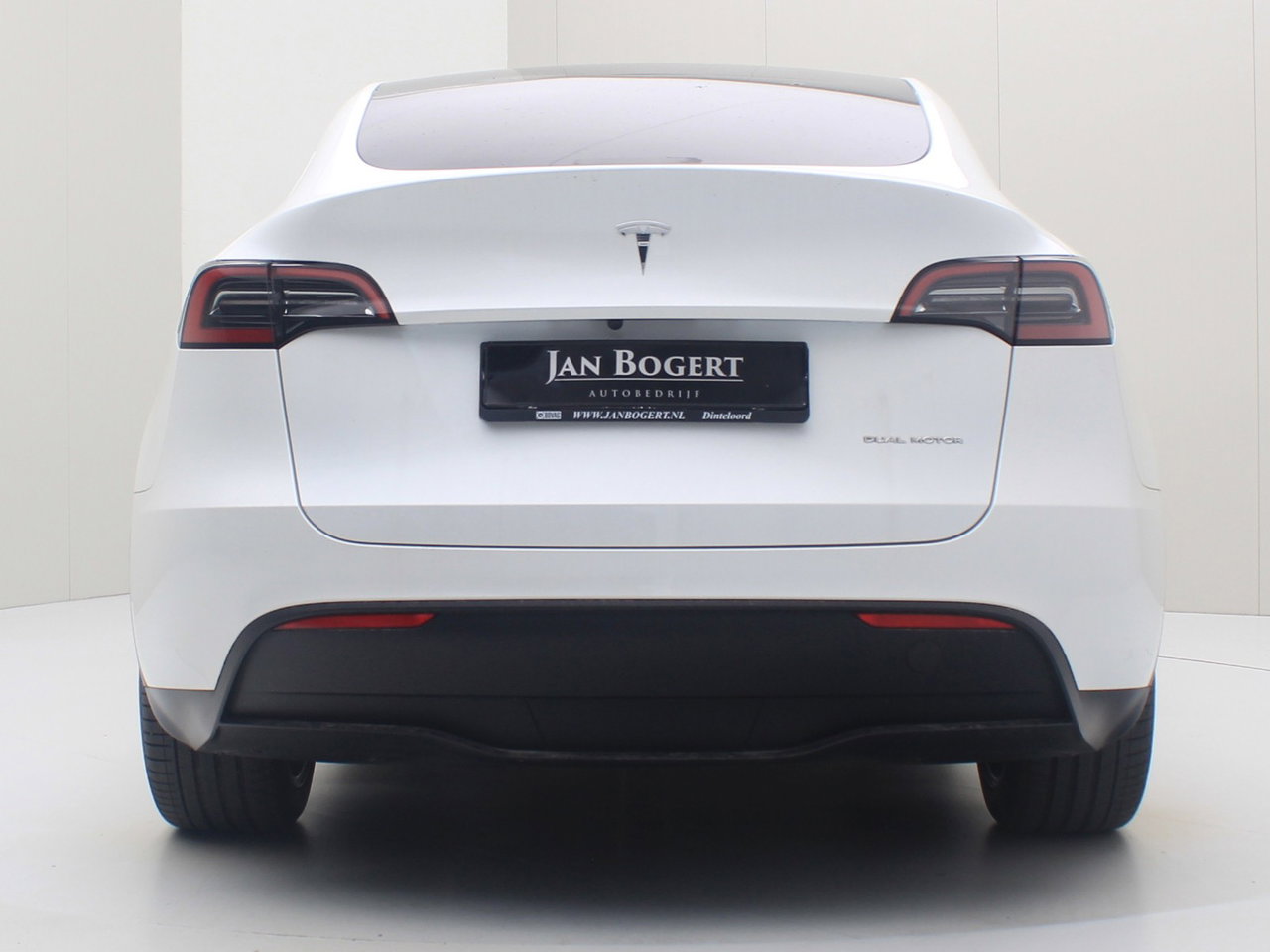 Tesla Model Y Long Range AWD 75kWh 351pk [ AMD RYZEN+AUTOPILOT+19 INCH+PREMIUM AUDIO ] 6