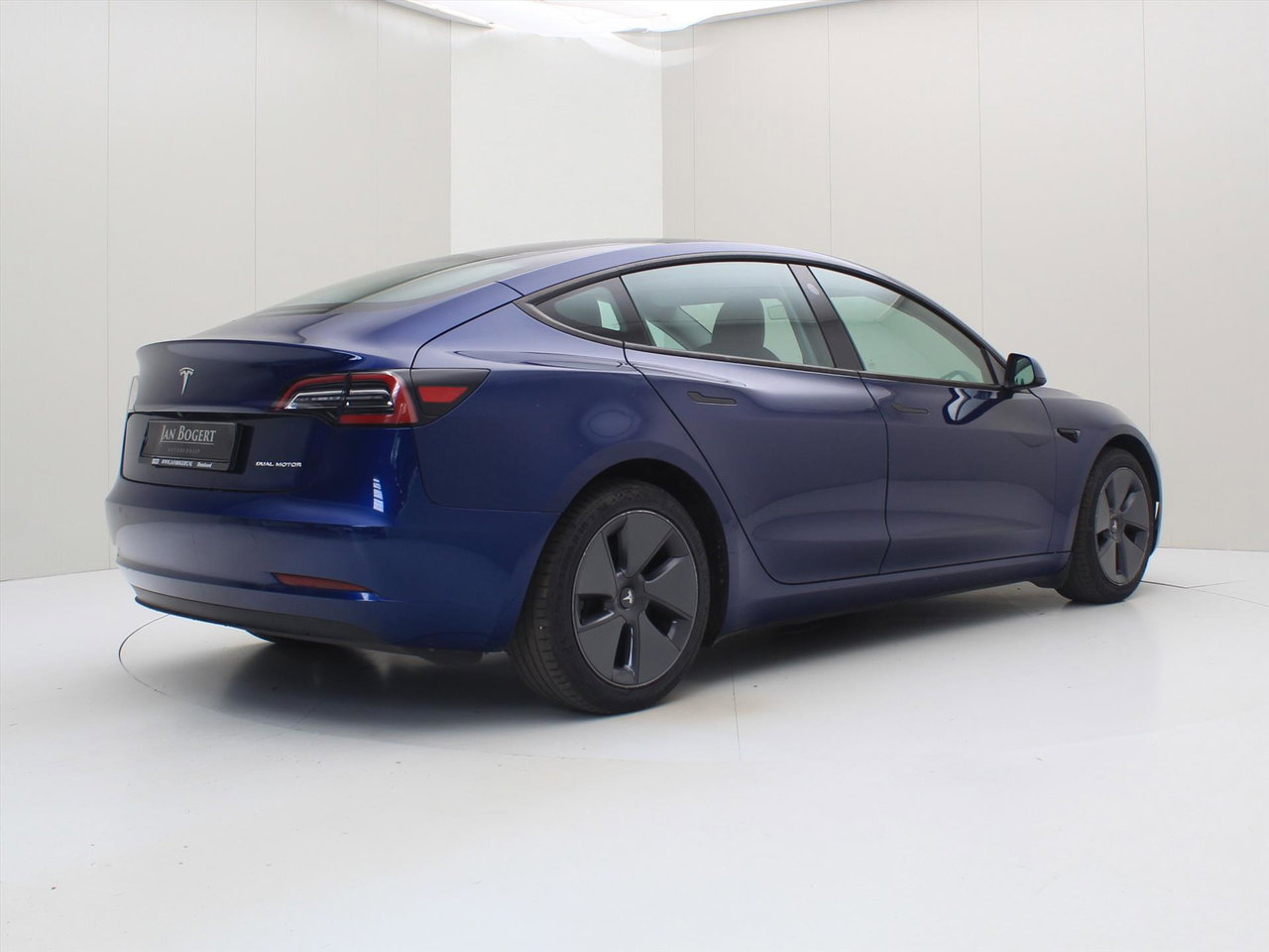 Tesla Model 3 Long-Range AWD 351pk 75 kWh FACELIFT [ WARMTEPOMP+AUTOPILOT+PREMIUM AUDIO ] 2