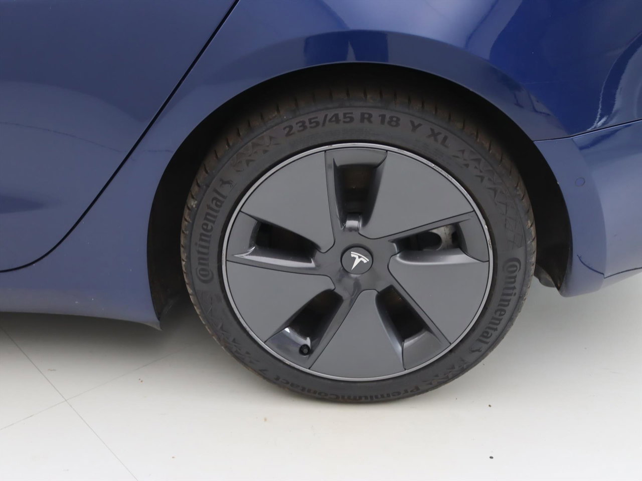 Tesla Model 3 Long-Range AWD 351pk 75 kWh FACELIFT [ WARMTEPOMP+AUTOPILOT+PREMIUM AUDIO ] 18