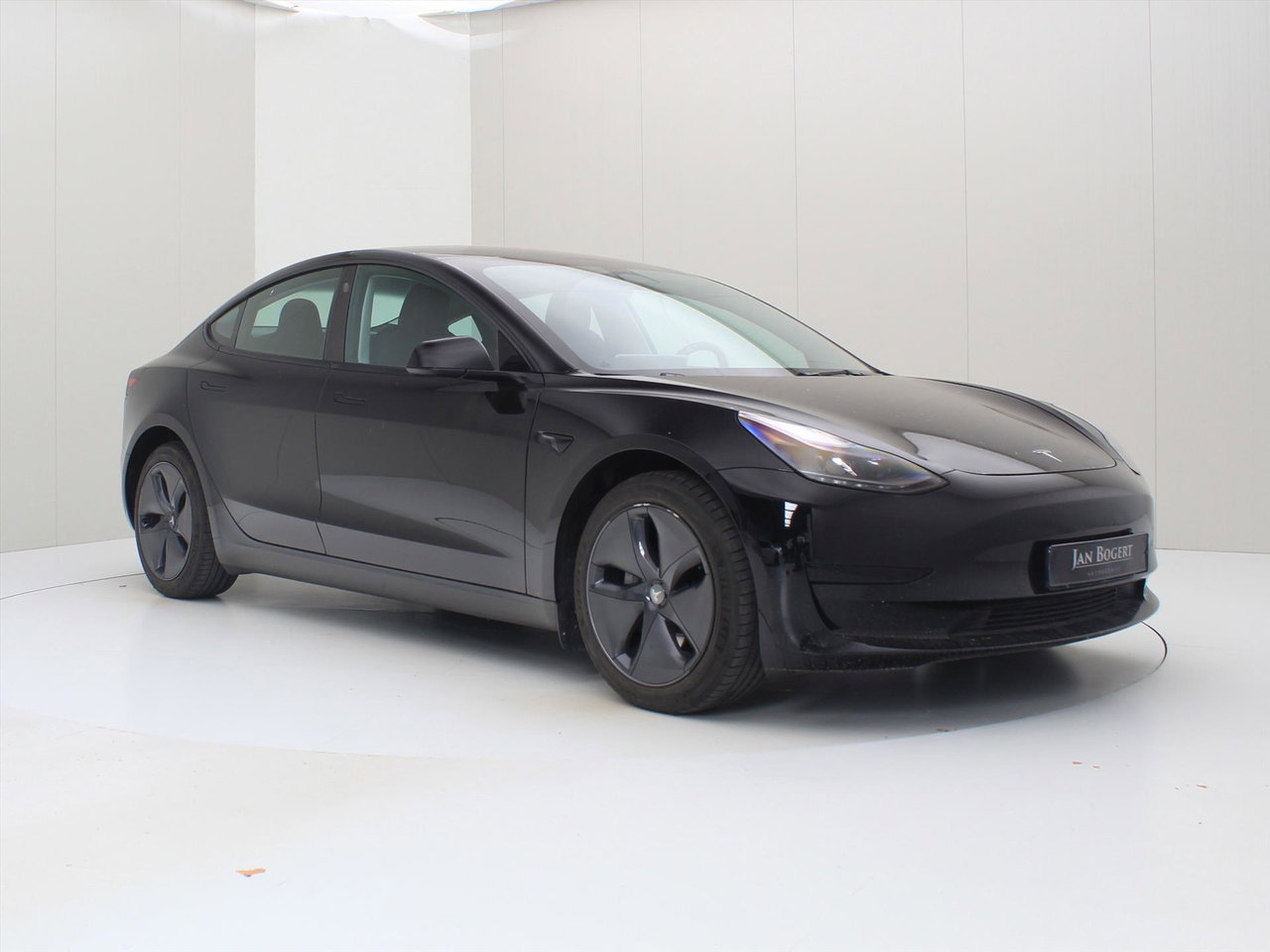 Tesla Model 3 Model 3 Standard RWD Plus FACELIFT 93.7% SoH [ AMD RYZEN+LFP-ACCU+WARMTEPOMP+AUTOPILOT ] 4