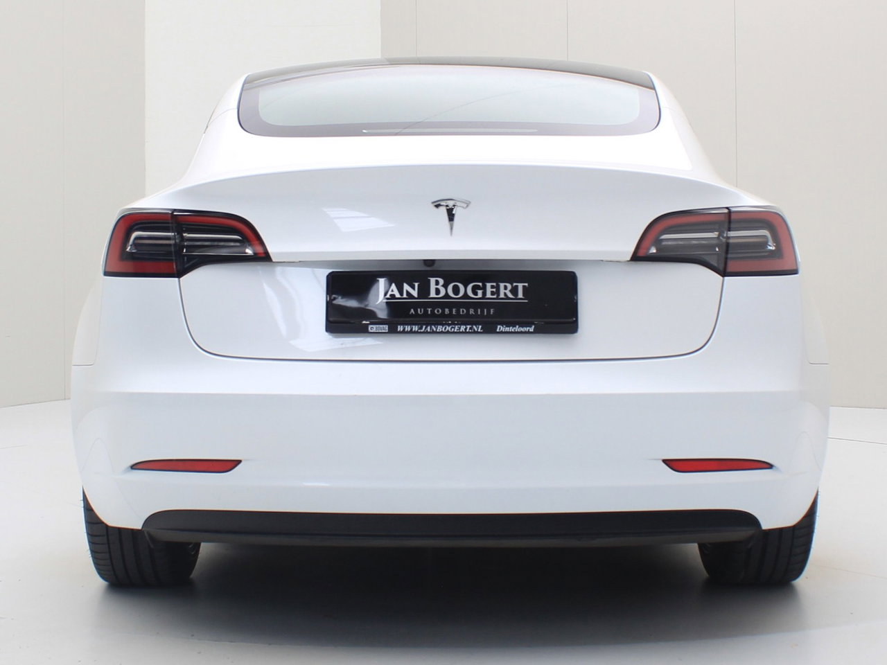 Tesla Model 3 Model 3 Standard RWD Plus 94.3% SoH FACELIFT [ AMD RYZEN+LFP-ACCU+WARMTEPOMP+AUTOPILOT ] 8