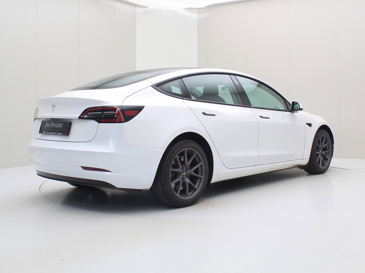 Tesla Model 3 Model 3 Standard RWD Plus 94.3% SoH FACELIFT [ AMD RYZEN+LFP-ACCU+WARMTEPOMP+AUTOPILOT ] 4