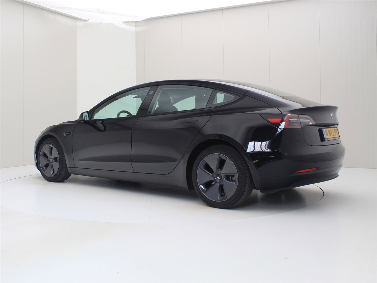 Tesla Model 3 Long-Range AWD 351pk 75 kWh UPGRADE 92,2% SoH [ WARMTEPOMP+AUTOPILOT ] 3