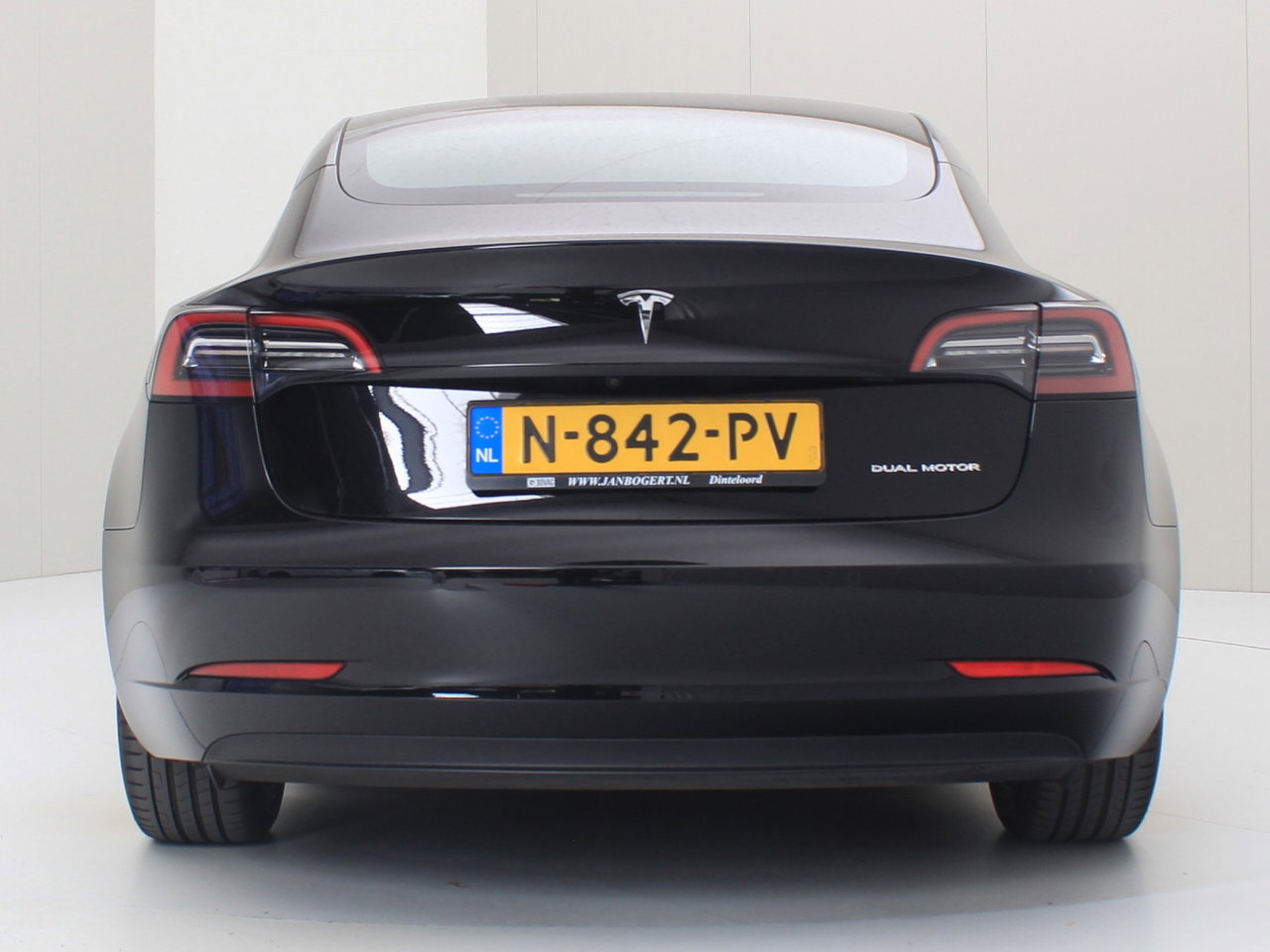 Tesla Model 3 Long-Range AWD 351pk 75 kWh UPGRADE 92,2% SoH [ WARMTEPOMP+AUTOPILOT ] 6