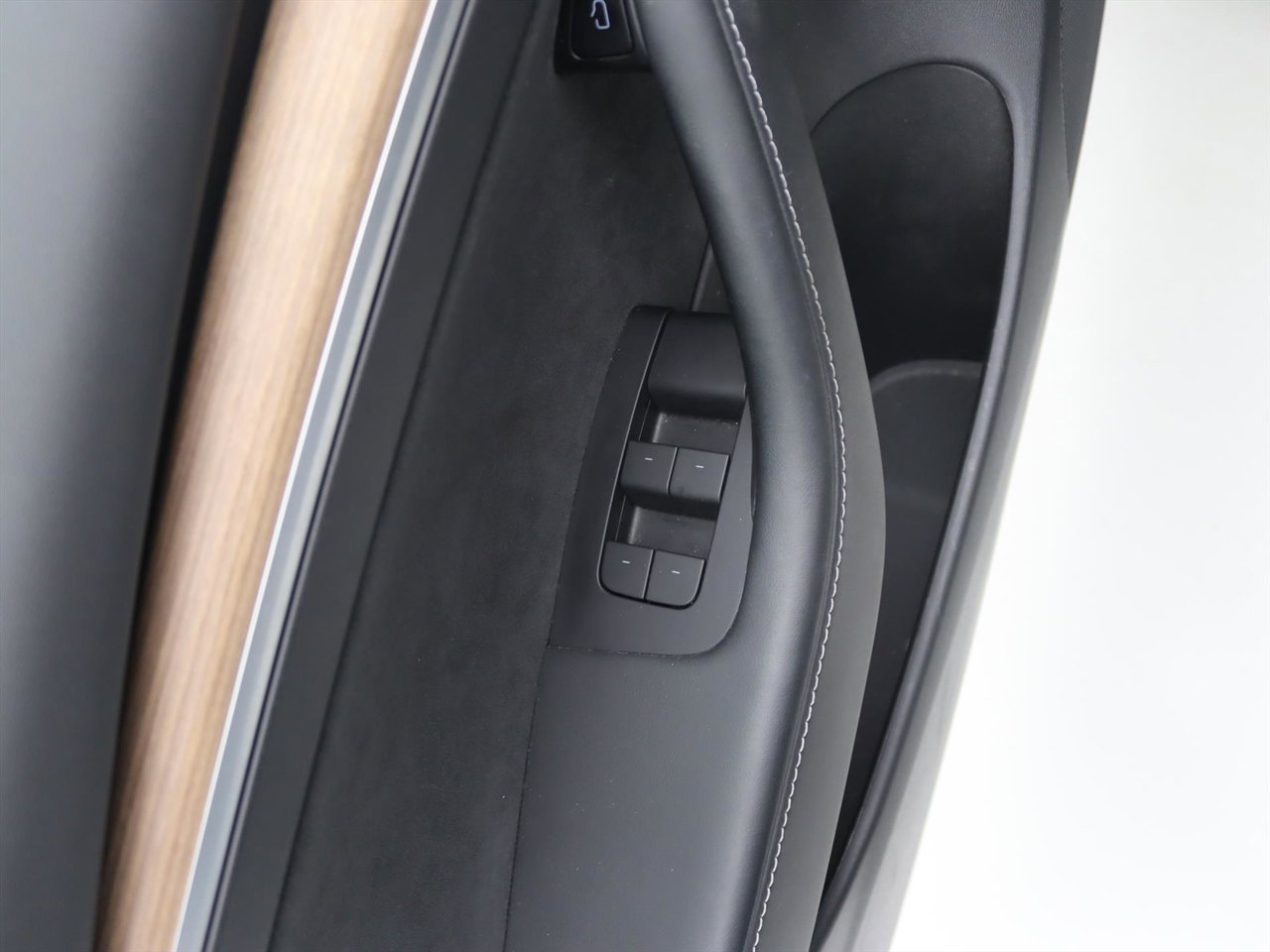 Tesla Model 3 Long-Range AWD 351pk 75 kWh UPGRADE 92,2% SoH [ WARMTEPOMP+AUTOPILOT ] 23