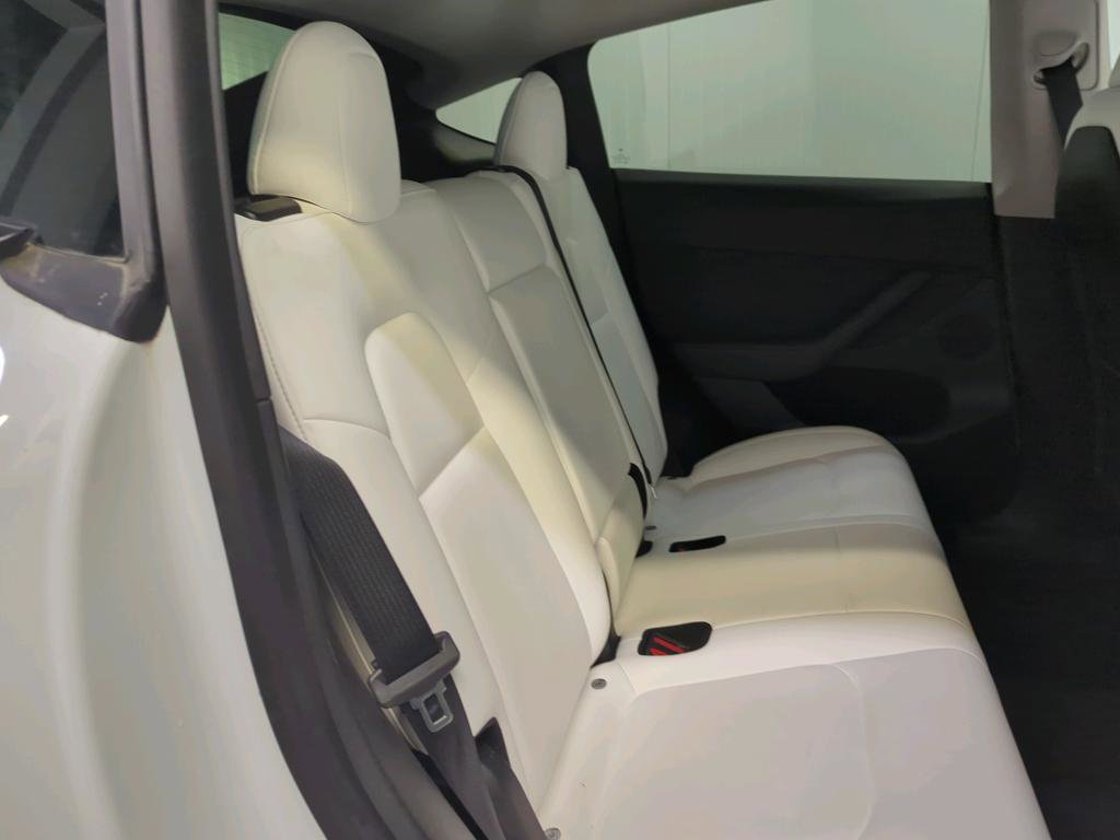 Tesla Model Y Long Range AWD 75kWh 351pk 92,2% SoH [ WIT LEDER+TREKHAAK+AUTOPILOT+20 INCH+PREMIUM AUDIO ] 14