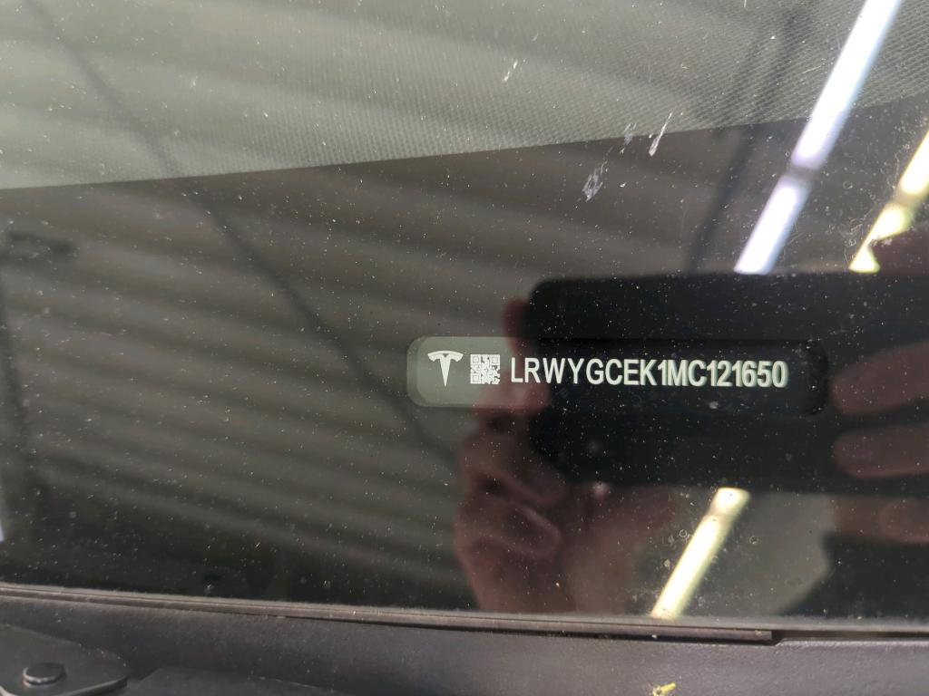 Tesla Model Y Long Range AWD 75kWh 351pk 92,2% SoH [ WIT LEDER+TREKHAAK+AUTOPILOT+20 INCH+PREMIUM AUDIO ] 8
