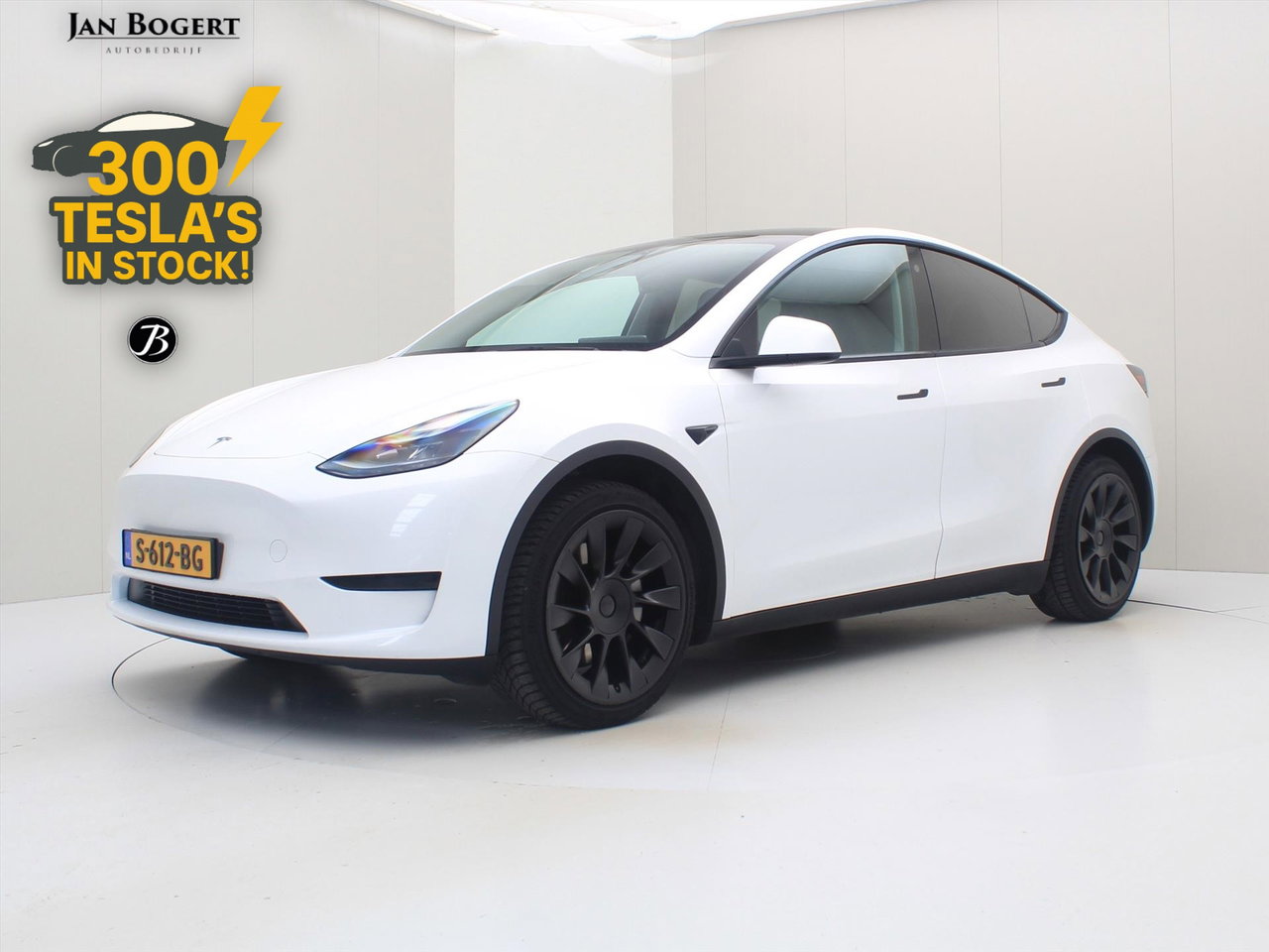 Tesla Model Y Standard RWD Plus 351pk 90,9% SoH [ TREKHAAK+LFP ACCU+AUTOPILOT+20 INCH+PREMIUM AUDIO ]