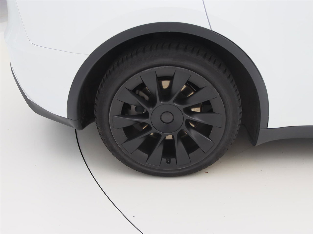 Tesla Model Y Standard RWD Plus 351pk 90,9% SoH [ TREKHAAK+LFP ACCU+AUTOPILOT+20 INCH+PREMIUM AUDIO ] 10