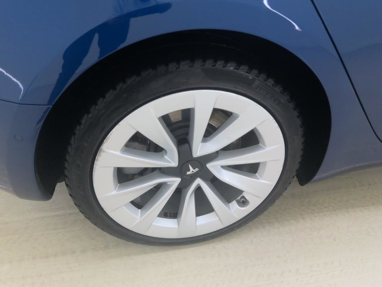 Tesla Model 3 Long-Range AWD 351pk 75 kWh 92.4% SoH FACELIFT [ WARMTEPOMP+AUTOPILOT+620KM WLTP ] 13