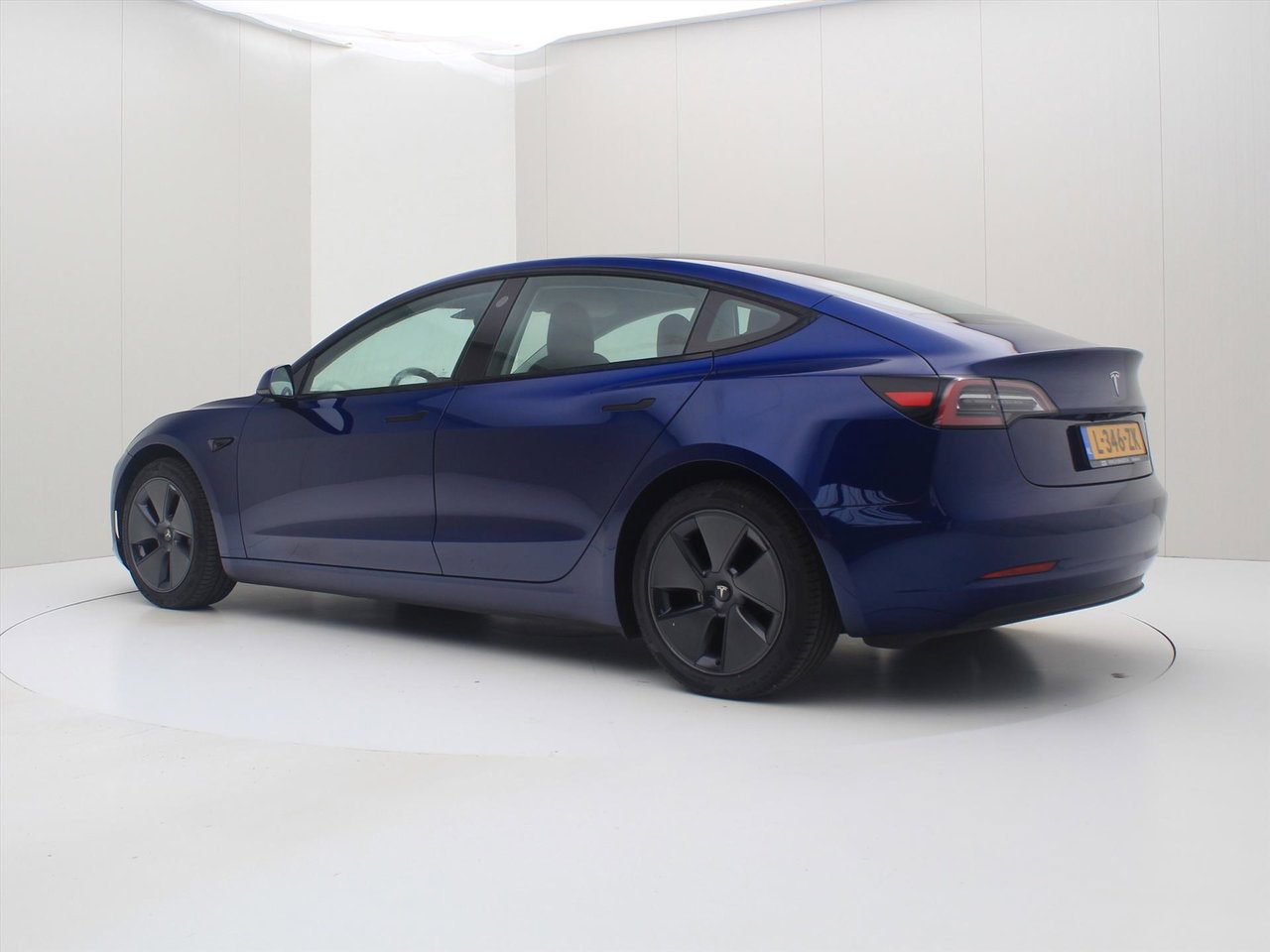 Tesla Model 3 Model 3 Standard RWD Plus FACELIFT 90.6% SoH [ LFP-ACCU+WARMTEPOMP+AUTOPILOT+60 kWh+PREMIUM ] 4