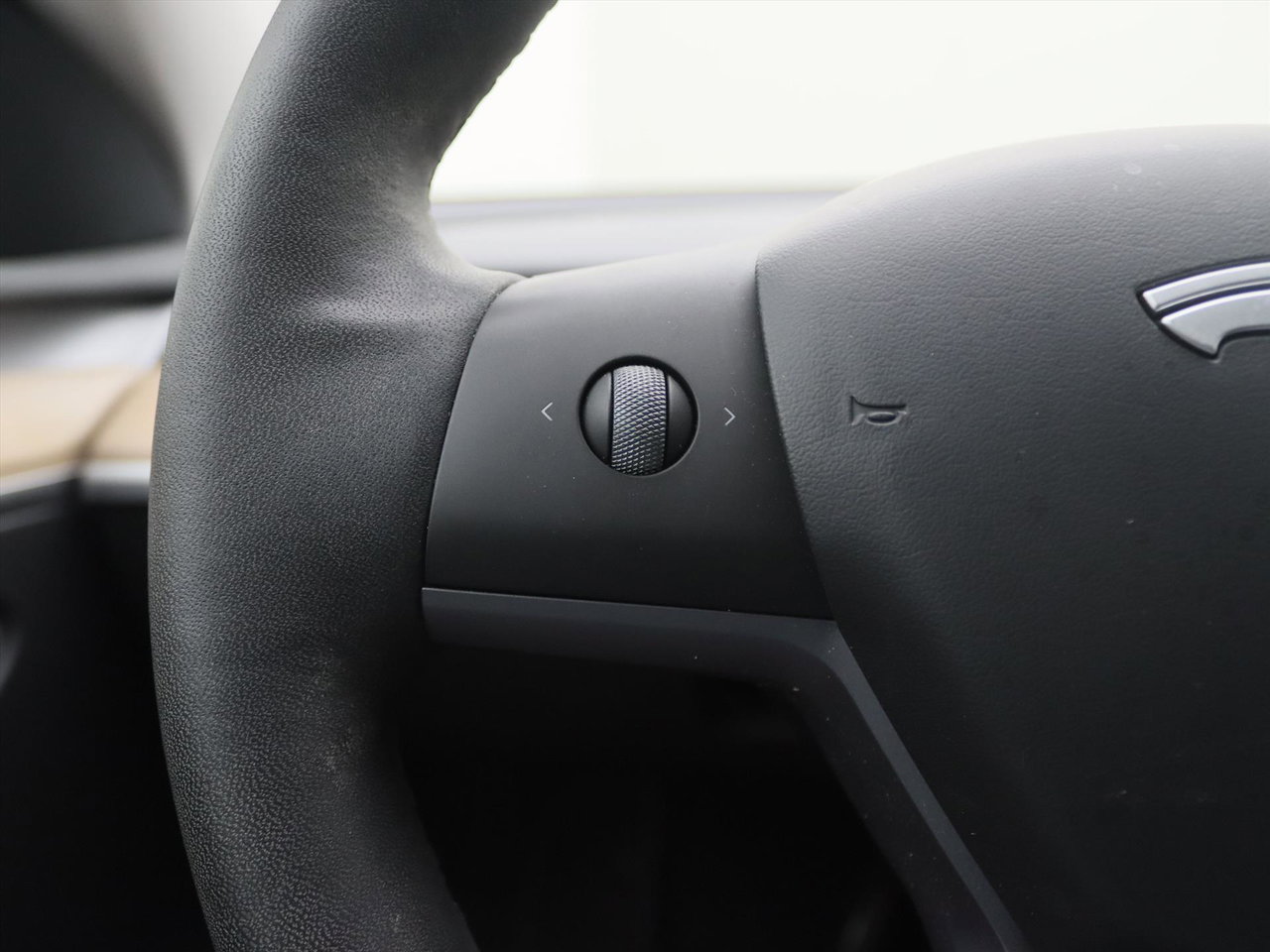 Tesla Model Y Long Range 351pk AWD 89% SoH [ AUTOPILOT+19 INCH+PREMIUM AUDIO ] 21