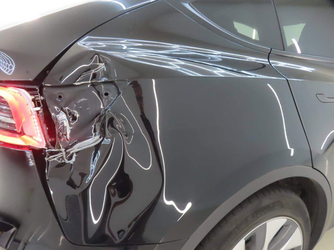 Tesla Model Y Standard RWD Plus 351pk [ HW4+LFP ACCU+AUTOPILOT+19 INCH+PREMIUM AUDIO ] 2